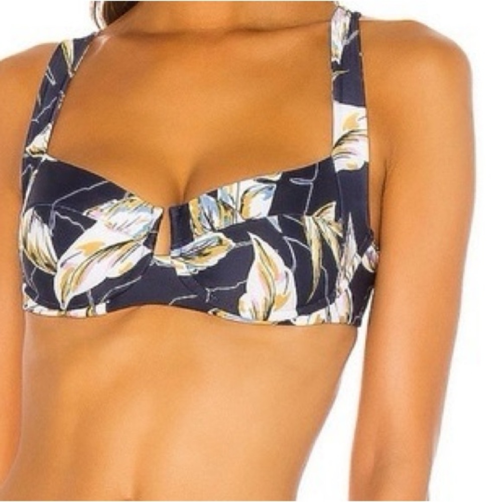 NWOT L*Space Camellia floral underwire bikini top